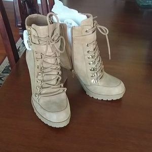 Guess Lace up booties